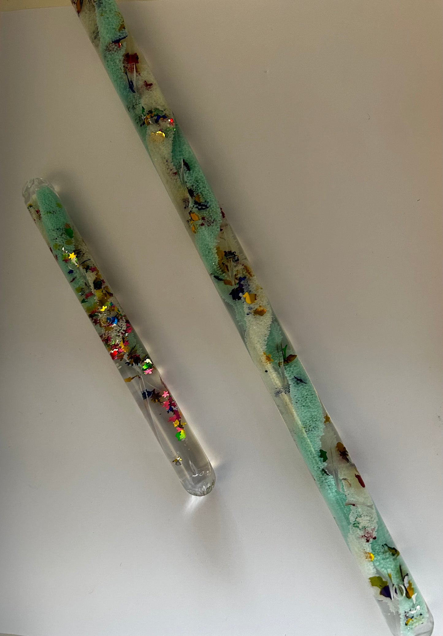 16cm sparkly glitter wand